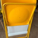 Chaise pliante jaune