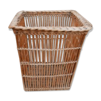 Wicker basket