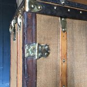 Trunk cabin in wood and fabrics around 1940