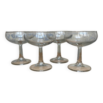 4 glasses of 50s champagne