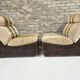 Paire de chauffeuses velours 1970