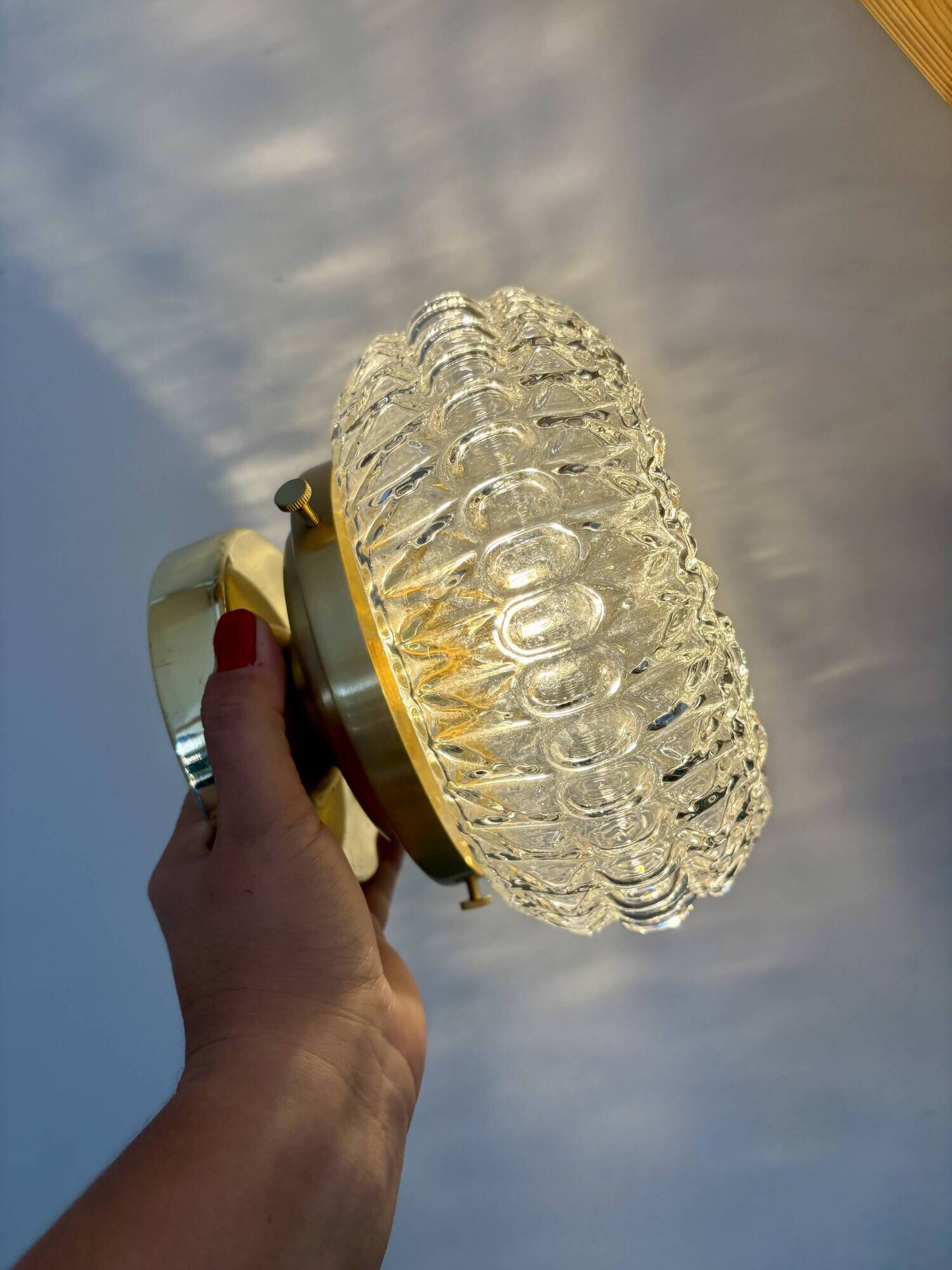 Vintage glass moulded globe wall or ceiling light (PLAFF1)