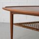 Table basse en teck Poul Jensen en forme de triangle