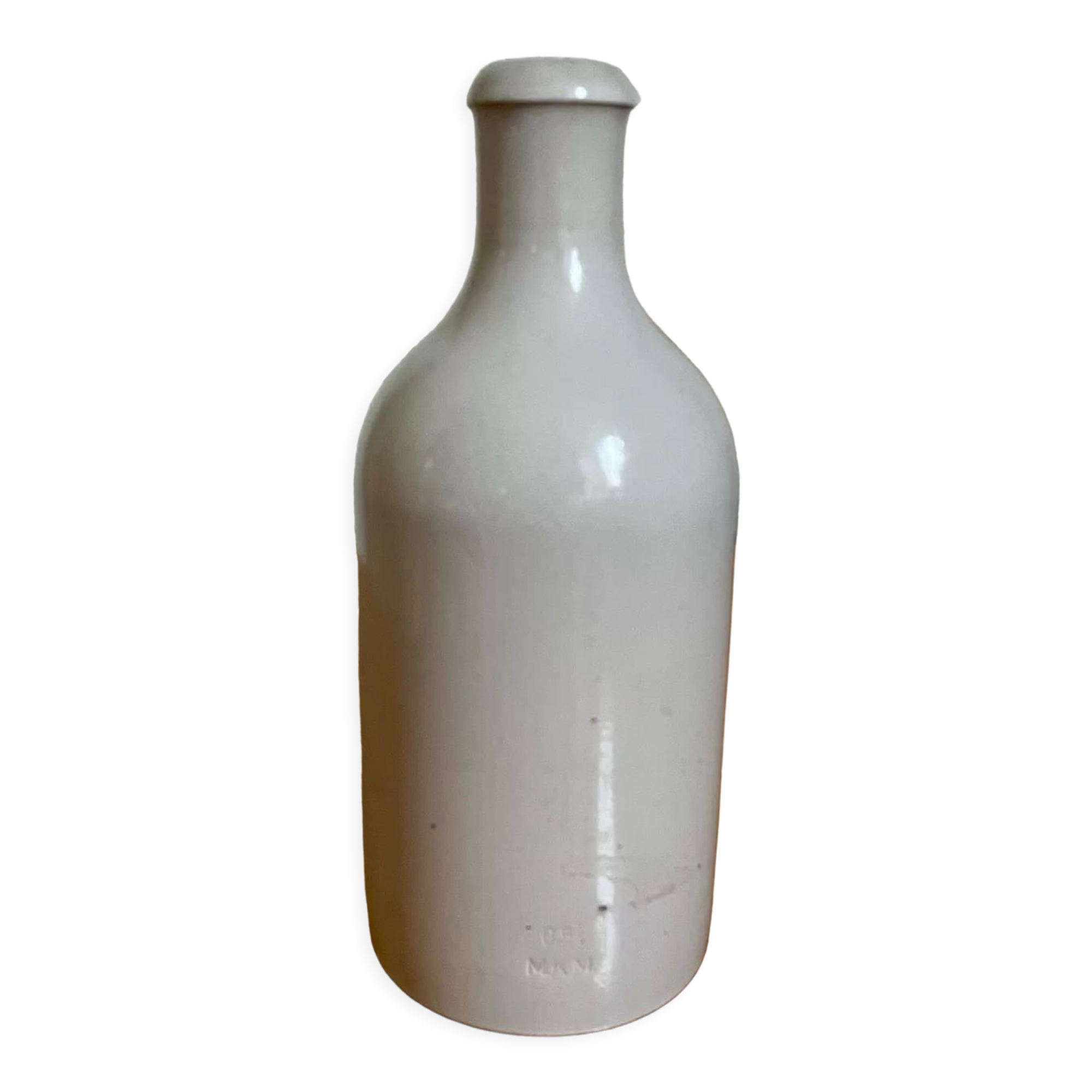 Bottle in white glazed ceramic stoneware M.KM