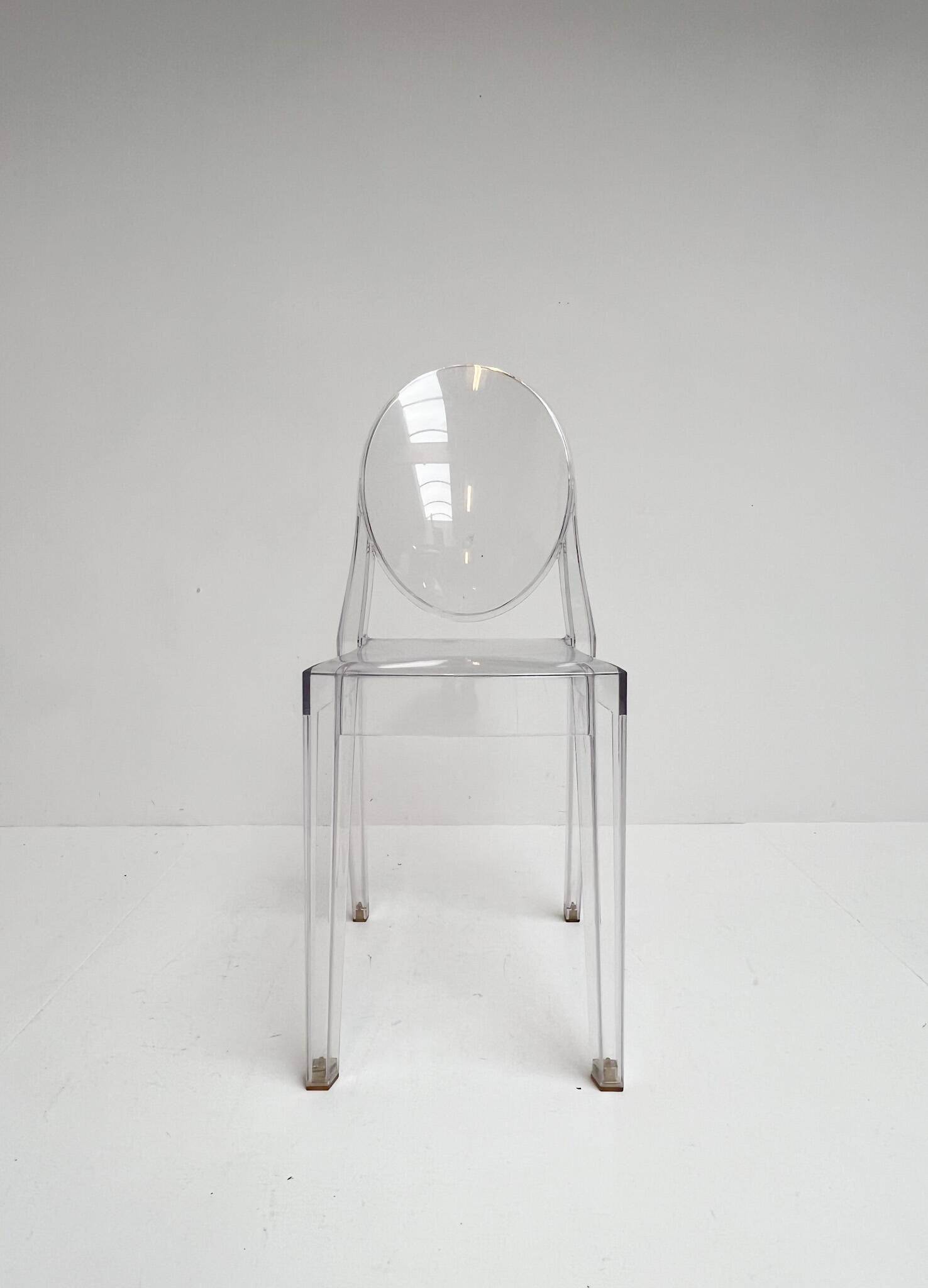 6 Victoria Ghost chairs by Philippe Starck for Kartell, after 2000.