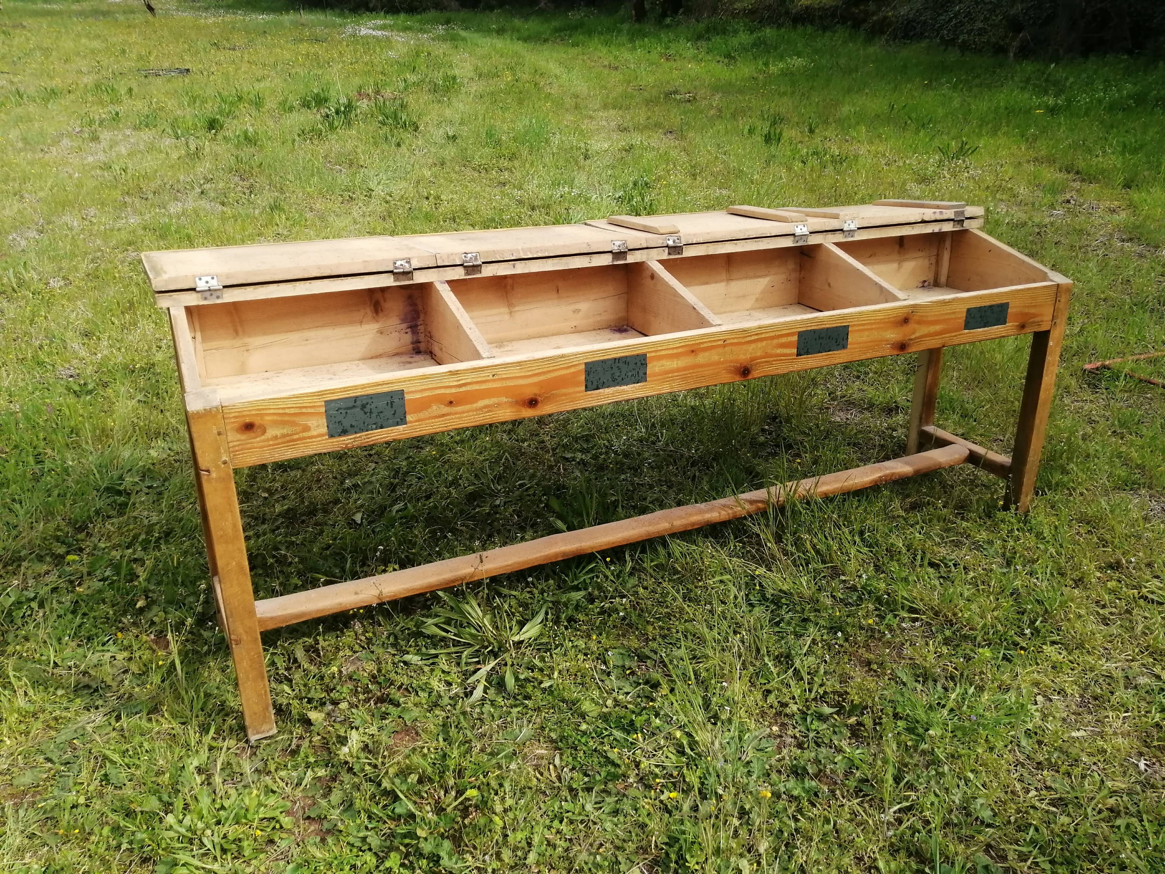Old school desk for 4 people - Workshop furniture