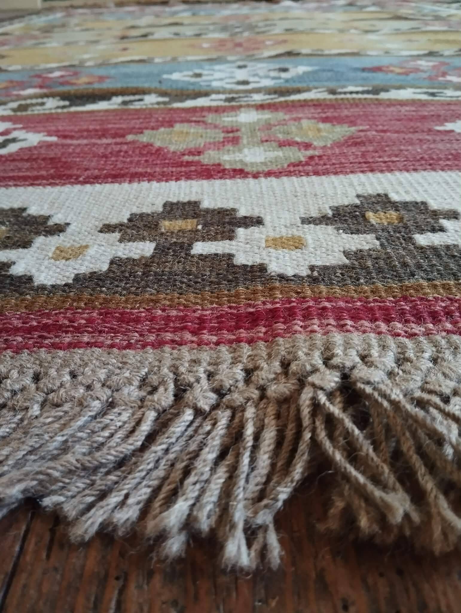 Handmade Indo Qashqaï rug 240x170cm