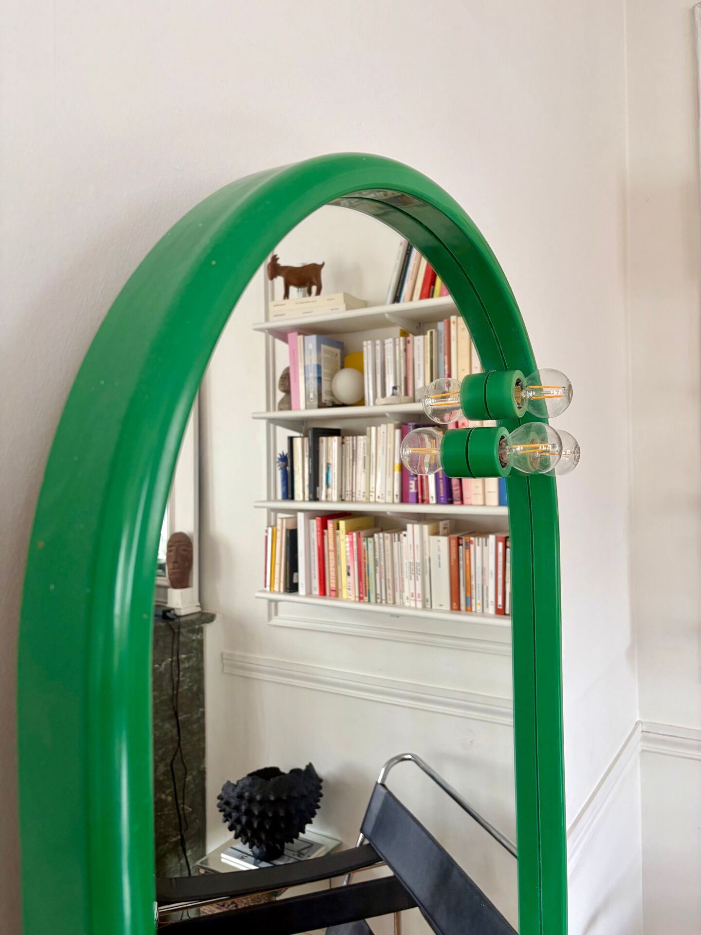 Pair of Italian plastic mirrors Gedy 1970