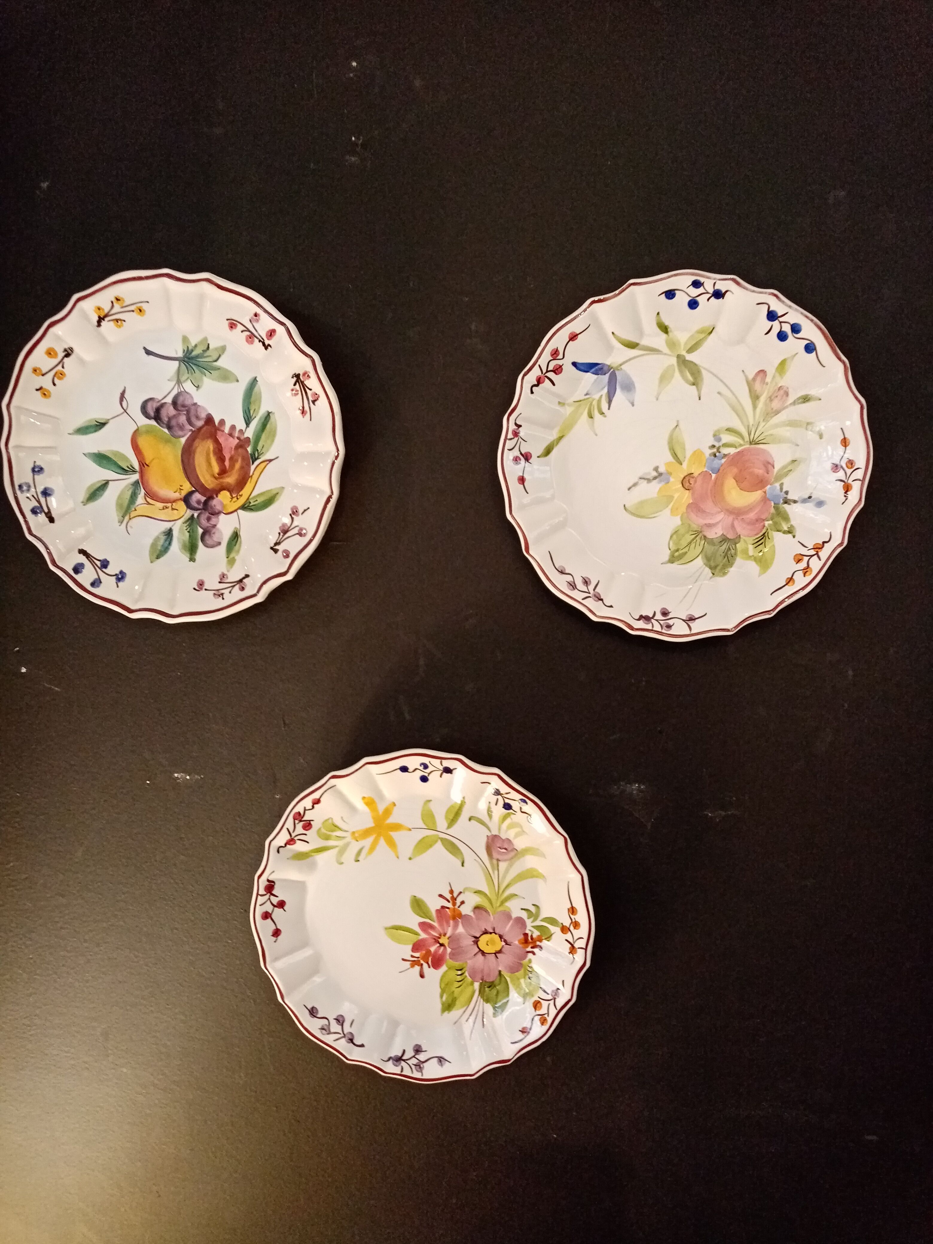 Set of 3 old plates Provencal style floral motifs