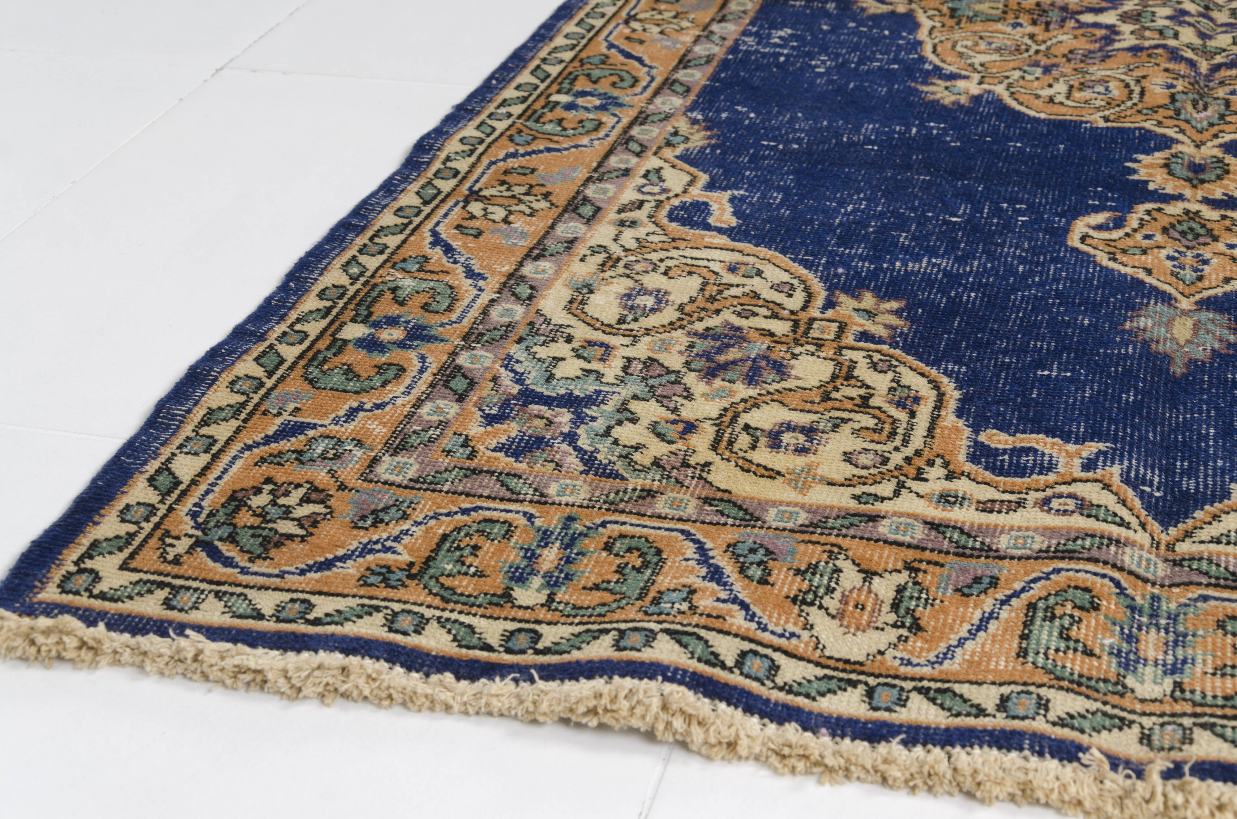 Vintage Turkish Floral Handmade Rug sku-v605