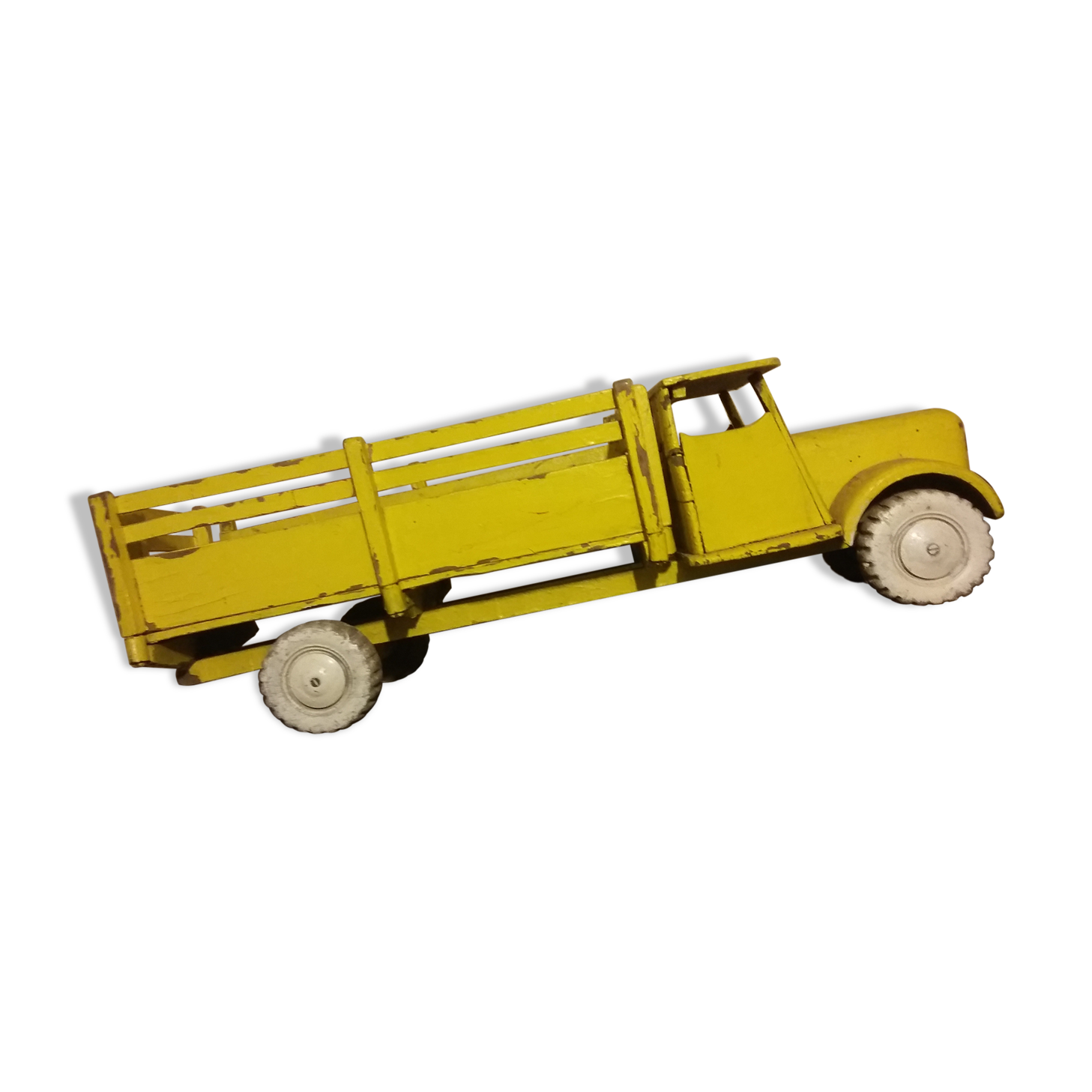 Old truck year 30 wooden