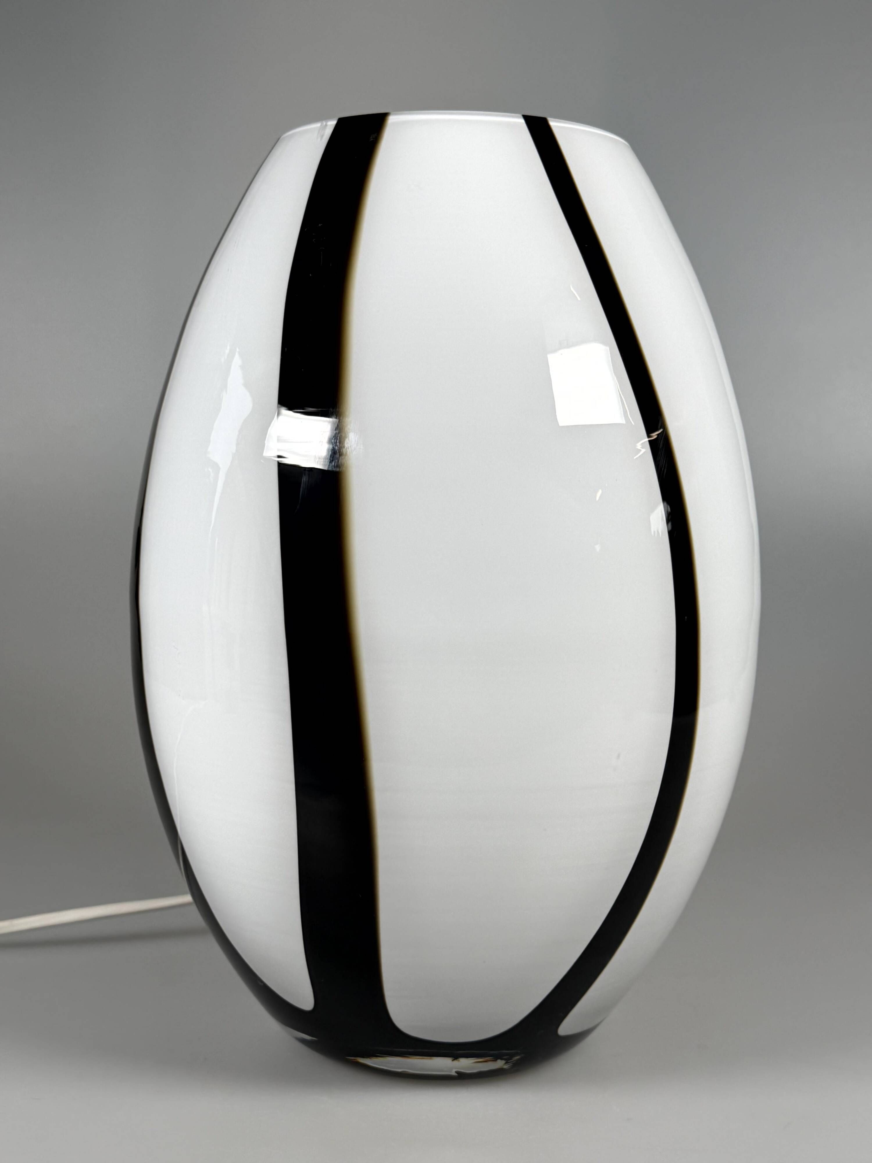Lampe de table en verre vintage des années 1970 1980 par Volux Italie