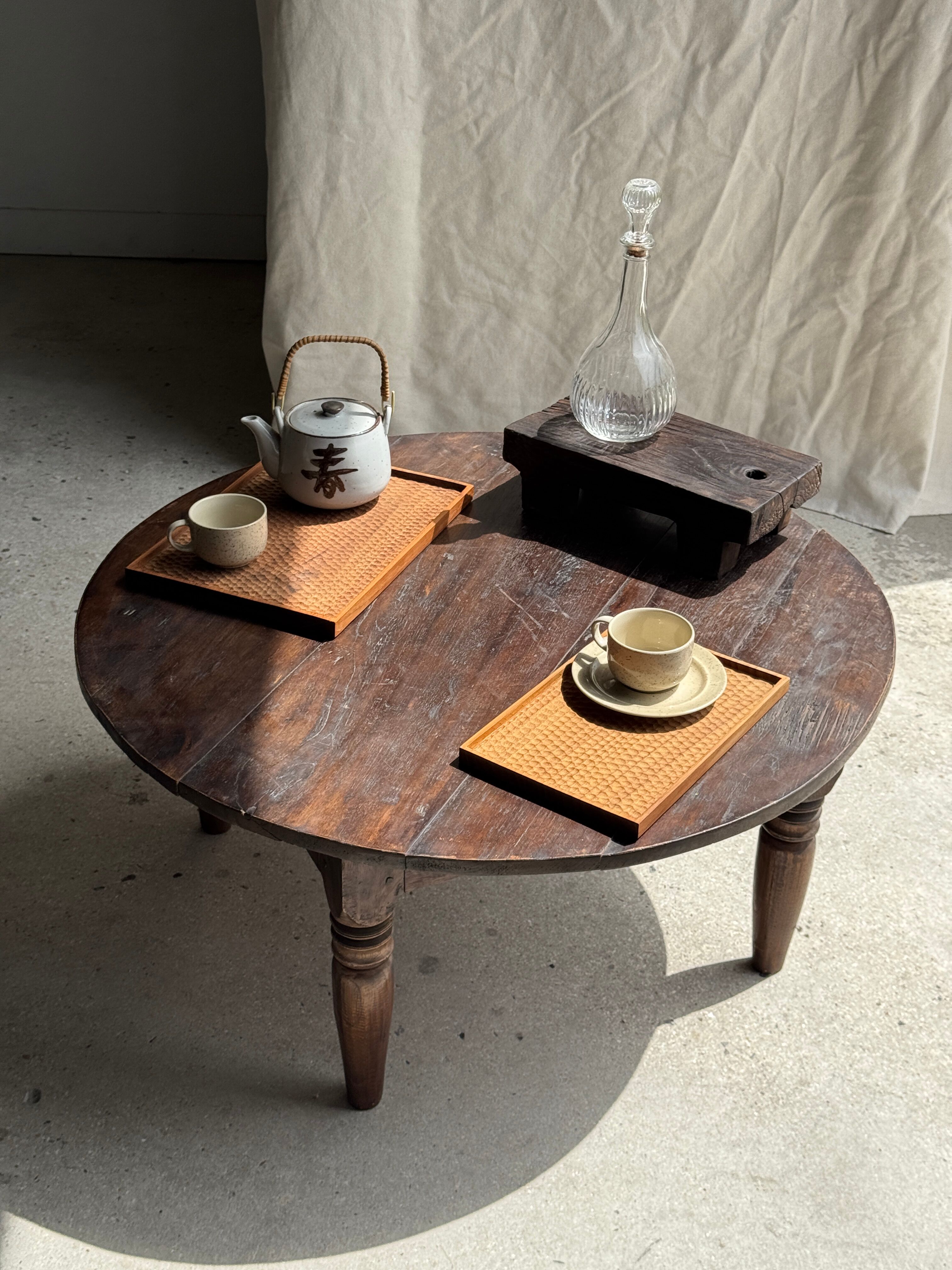 Rectangular solid teak plateau with carved edges 27x18.
