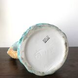 Parakeet pitcher in slip