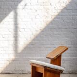 Chaise ergonomique pour genoux en pin Douglas massif par Serena