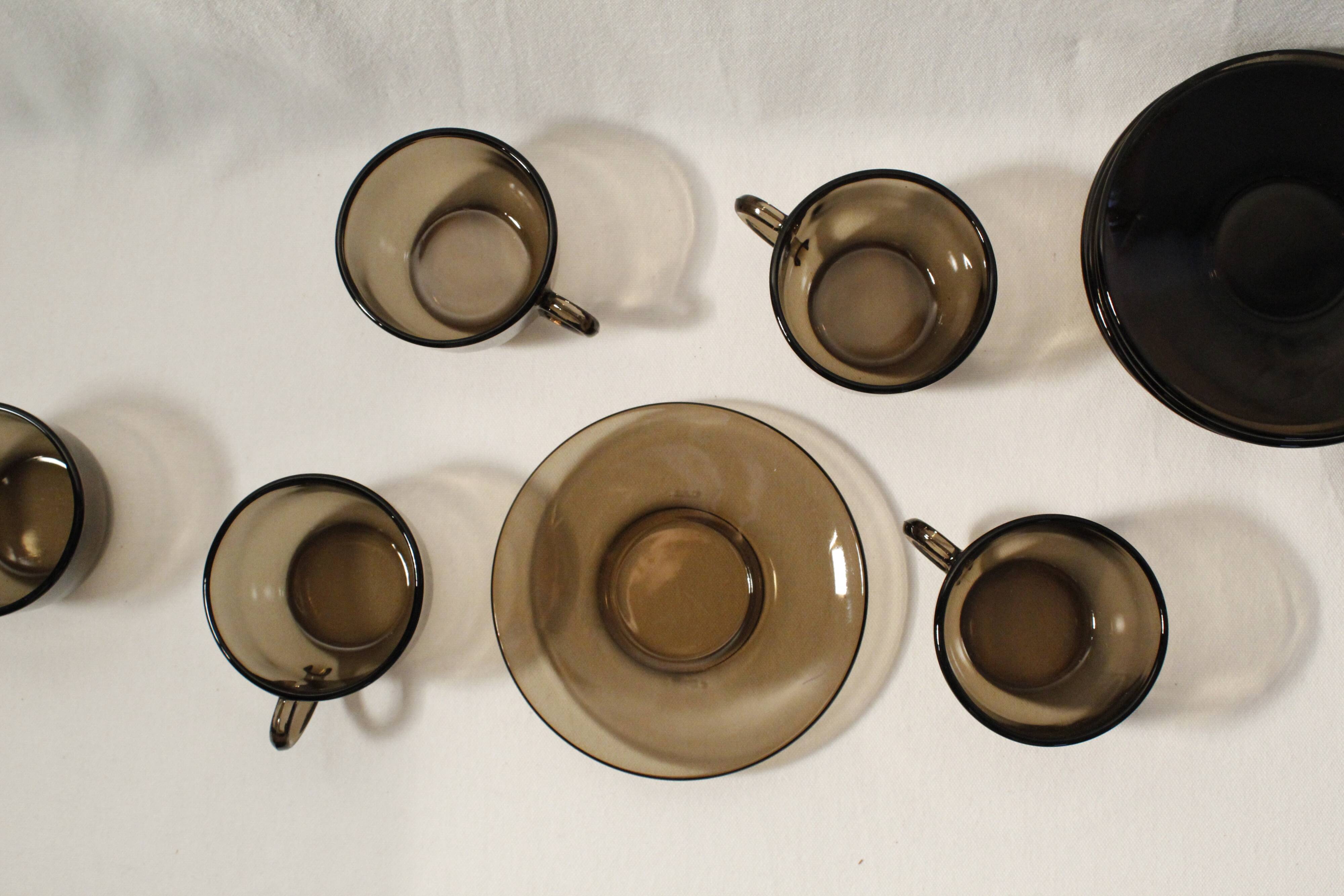Set of 6 coffee cups and vintage saucers Vereco brown smoked glass