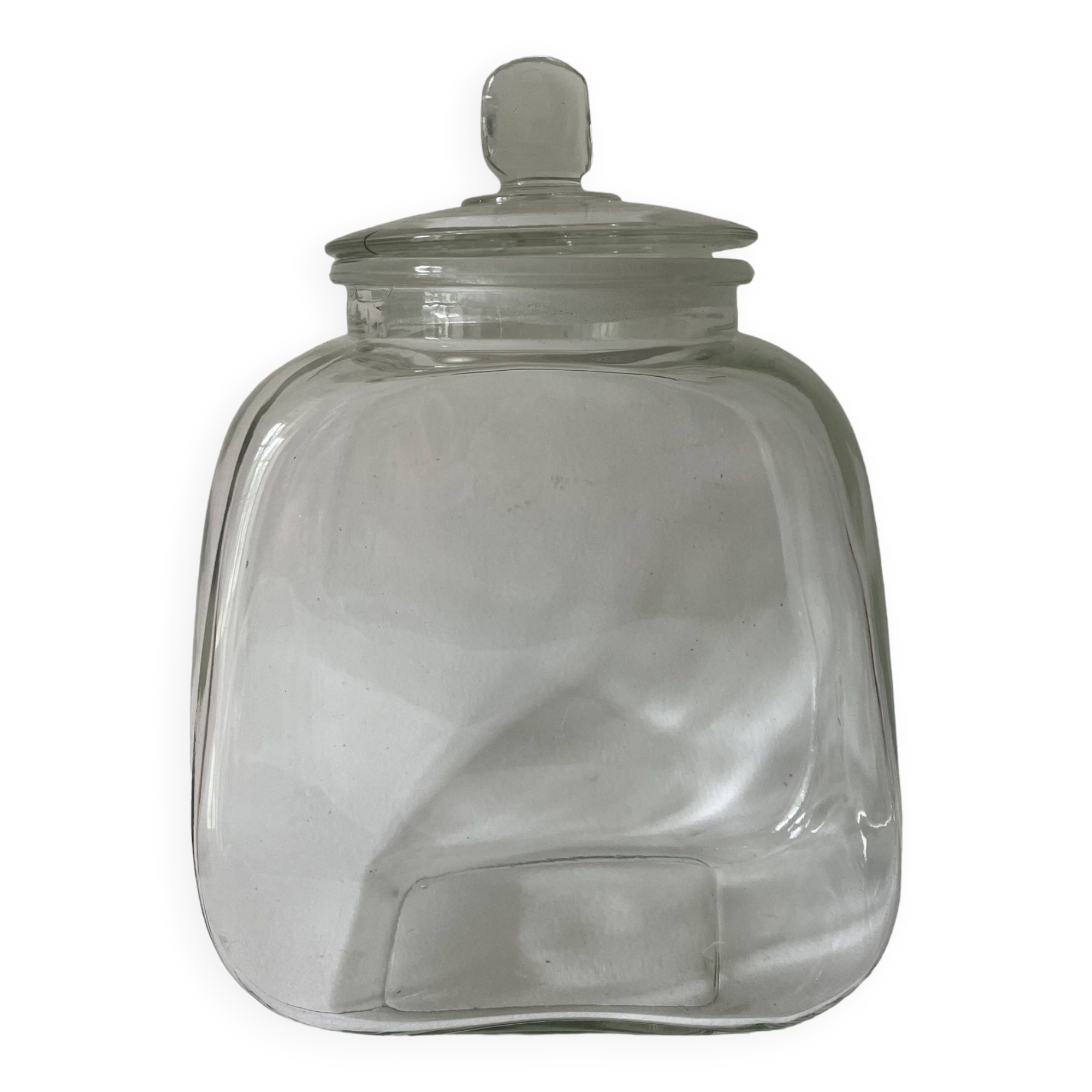 Confectioner's jar, marshmallows and caramels