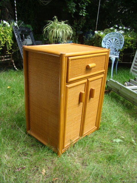 Vintage bedside furniture bamboo / rattan 70