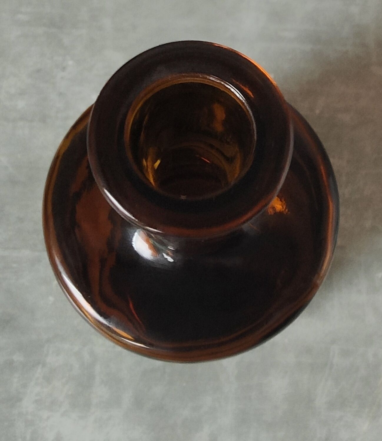 Amber glass bottle