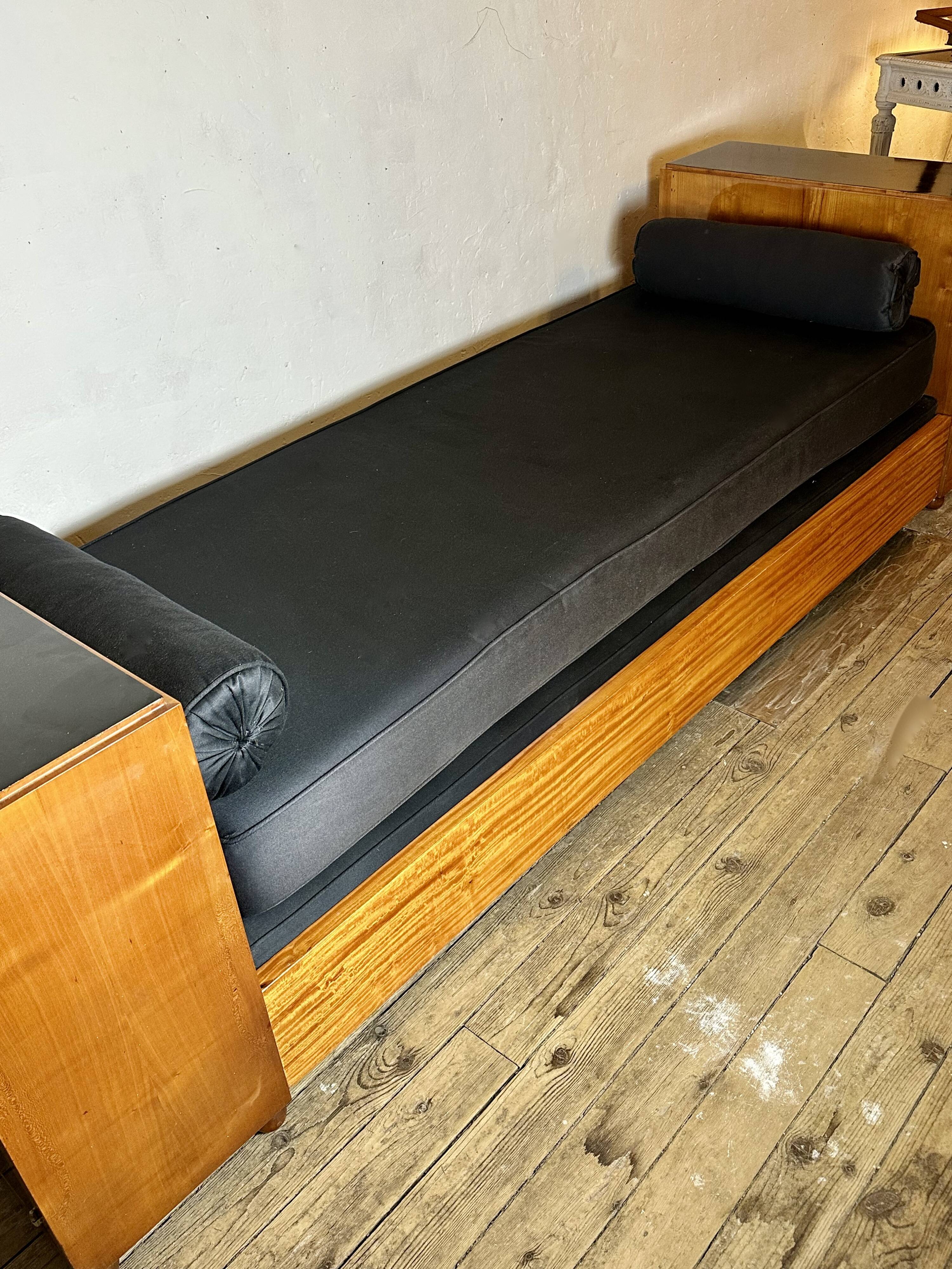 Art Deco daybed attributed to Jules Emile Leleu, Prince of Monaco model, 1927