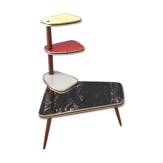 Tripod plant holder in formica 60