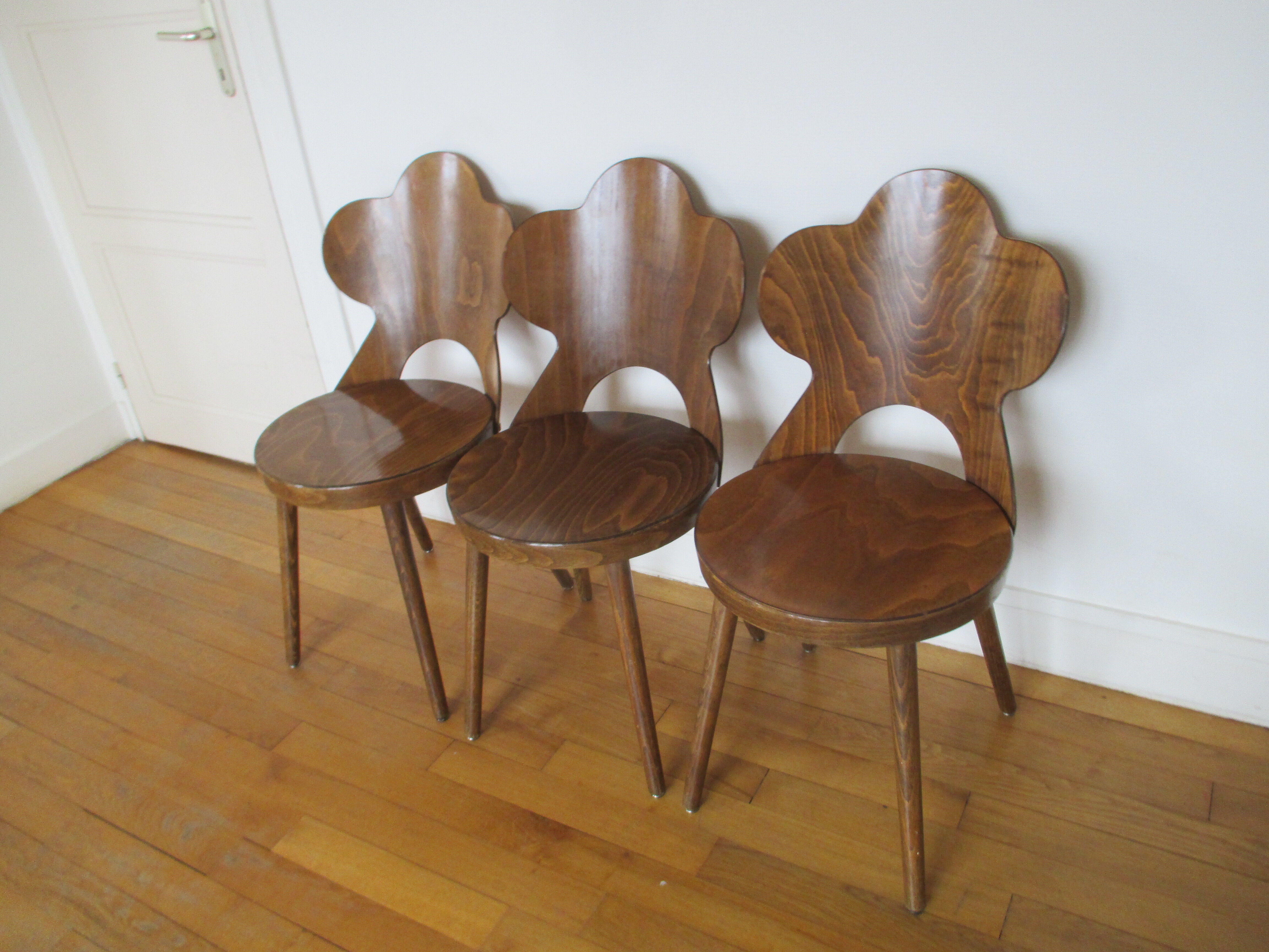 3 Trefle Bistrot Baumann chairs