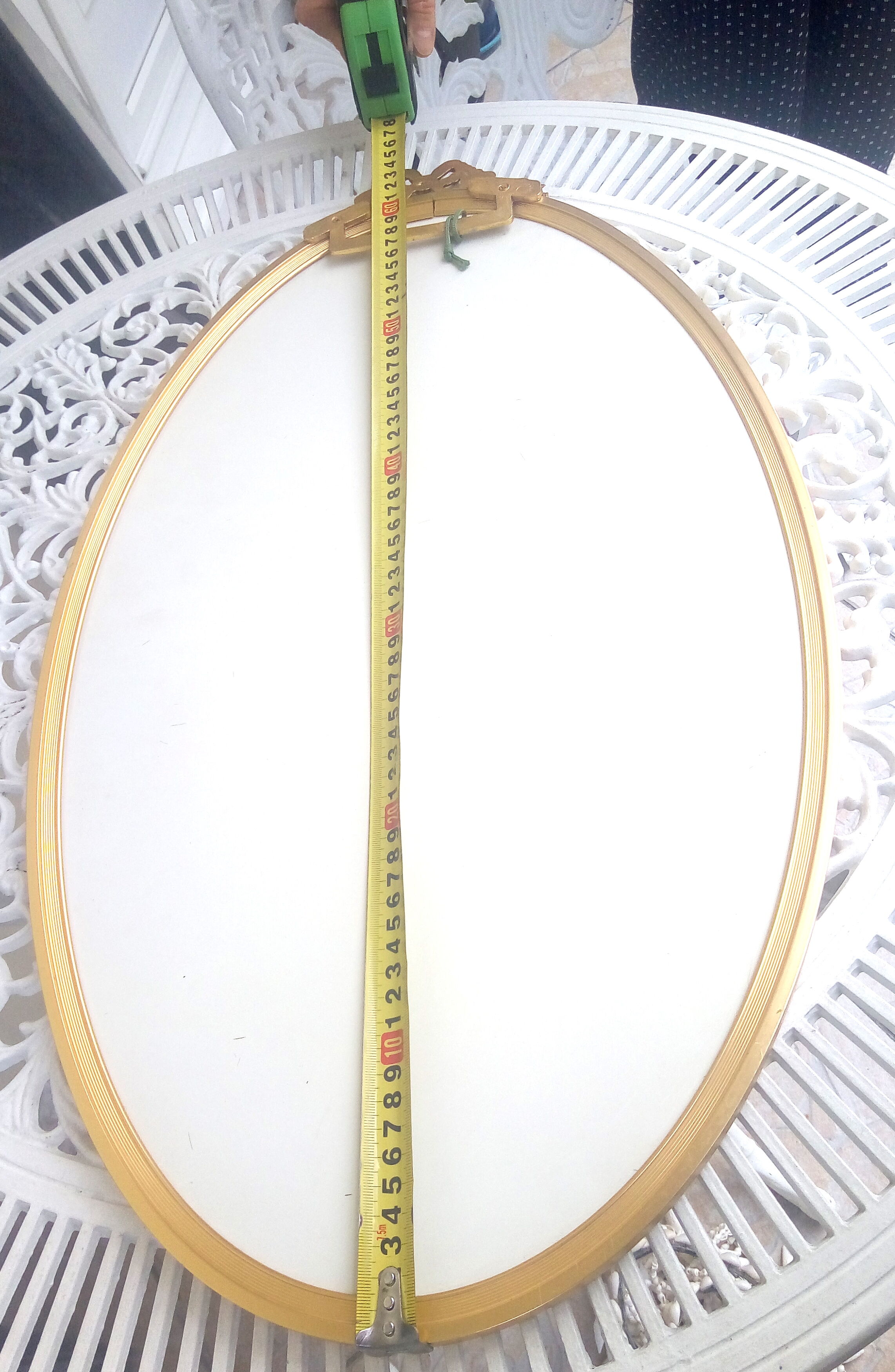 Oval mirror brass