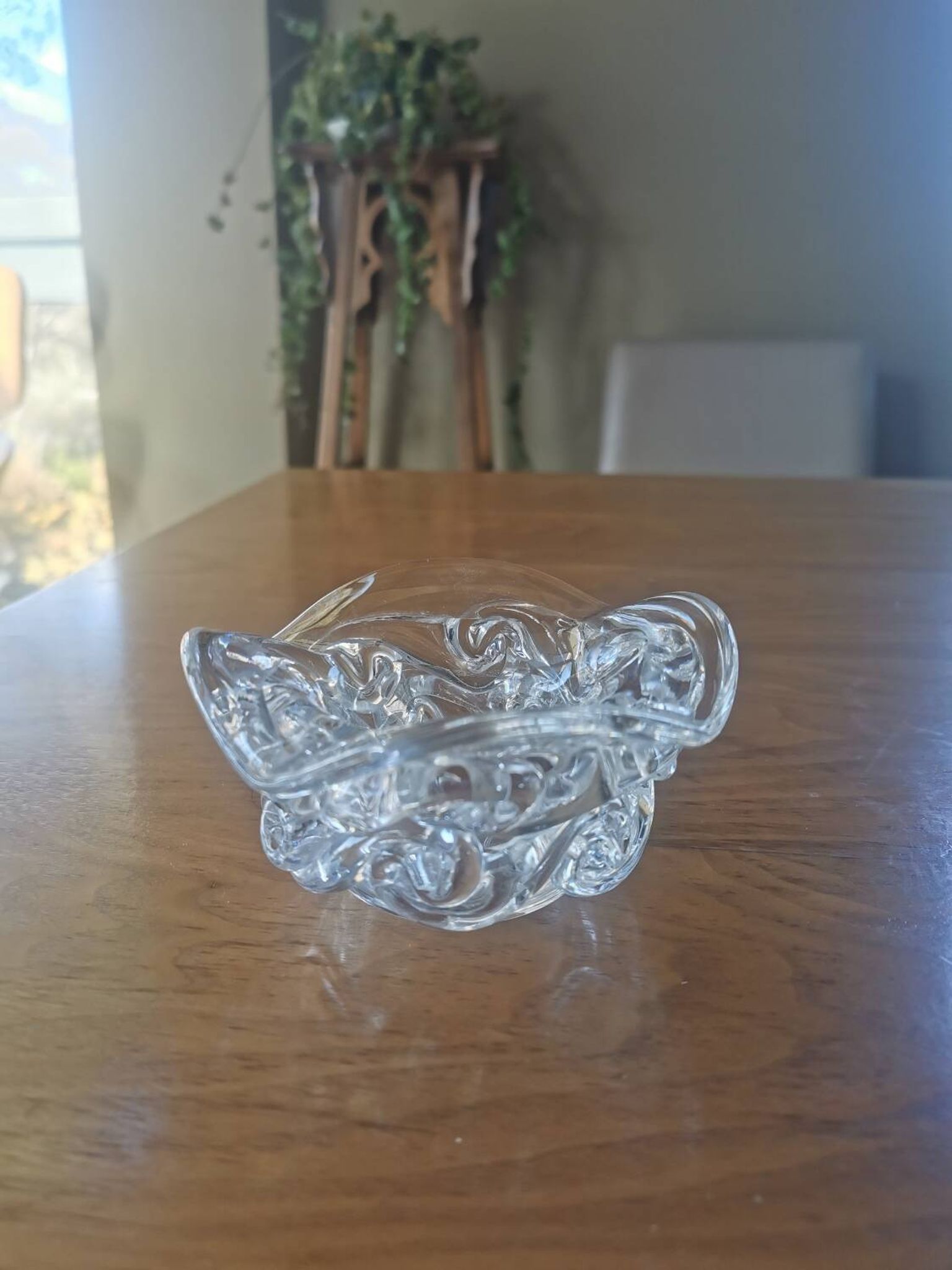 Baccarat crystal pocket emptier