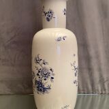 Vase with Far Eastern porcelain decoration from Portugal Vista Alegre