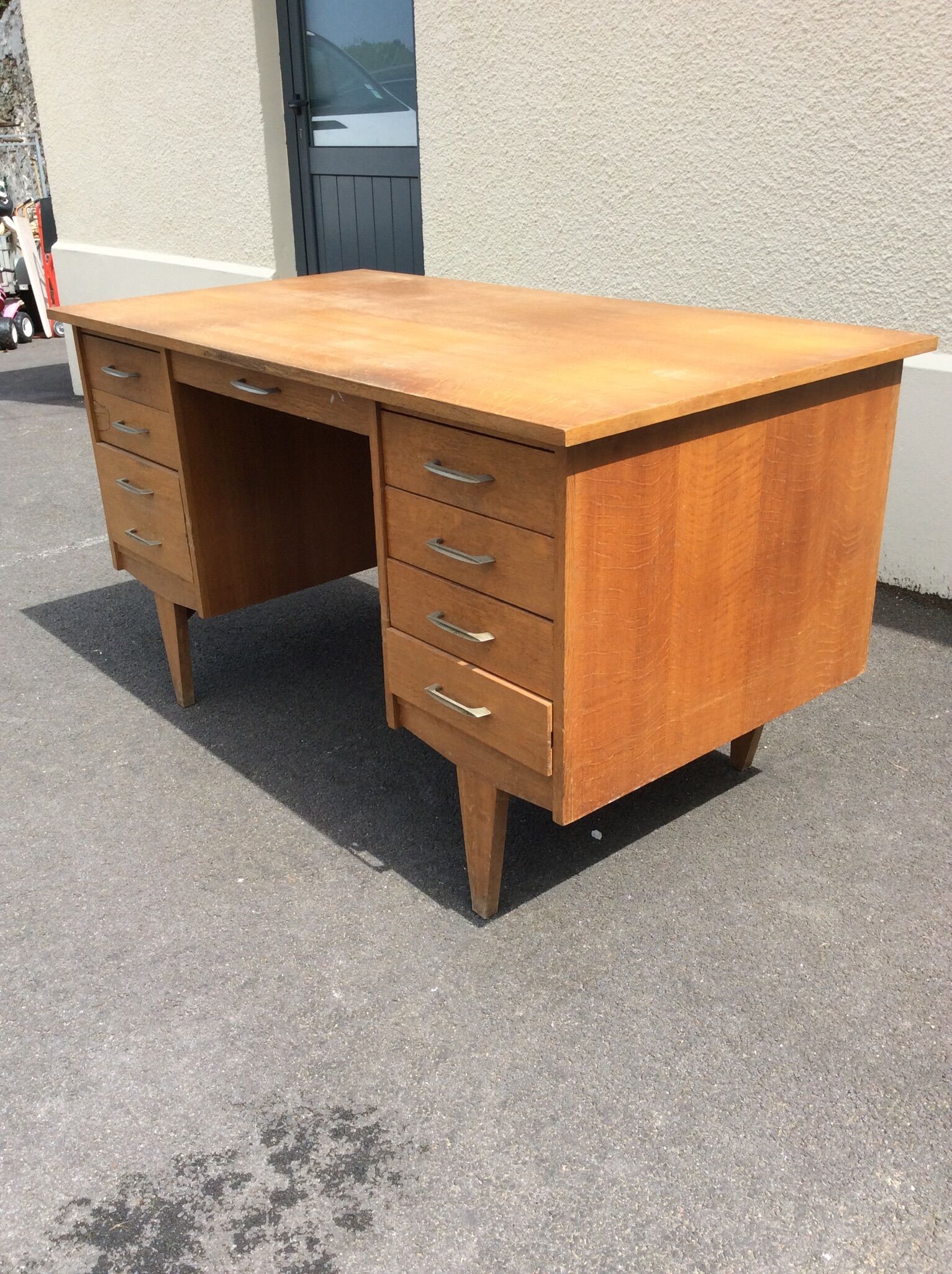 Desk foot compass 1950