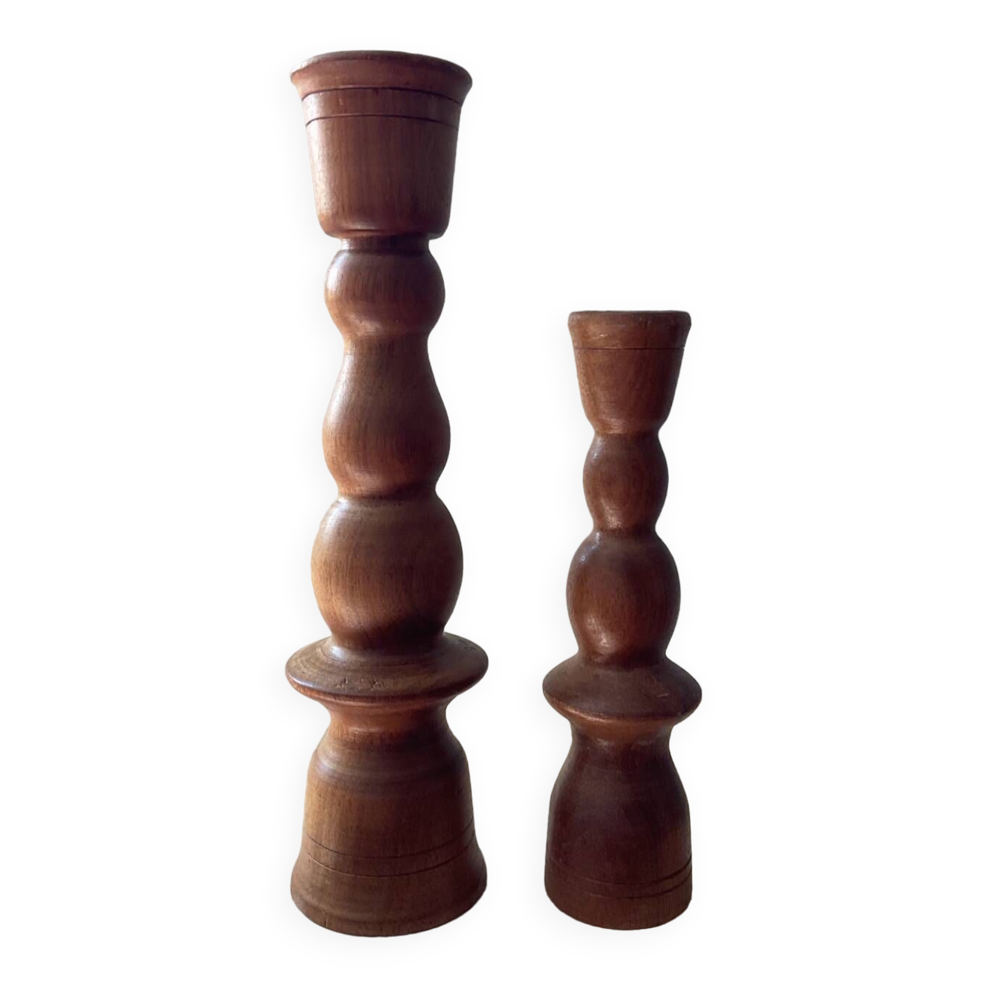 Duo of vintage candlesticks in turned wood