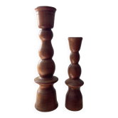Duo de bougeoirs vintage en bois tourné