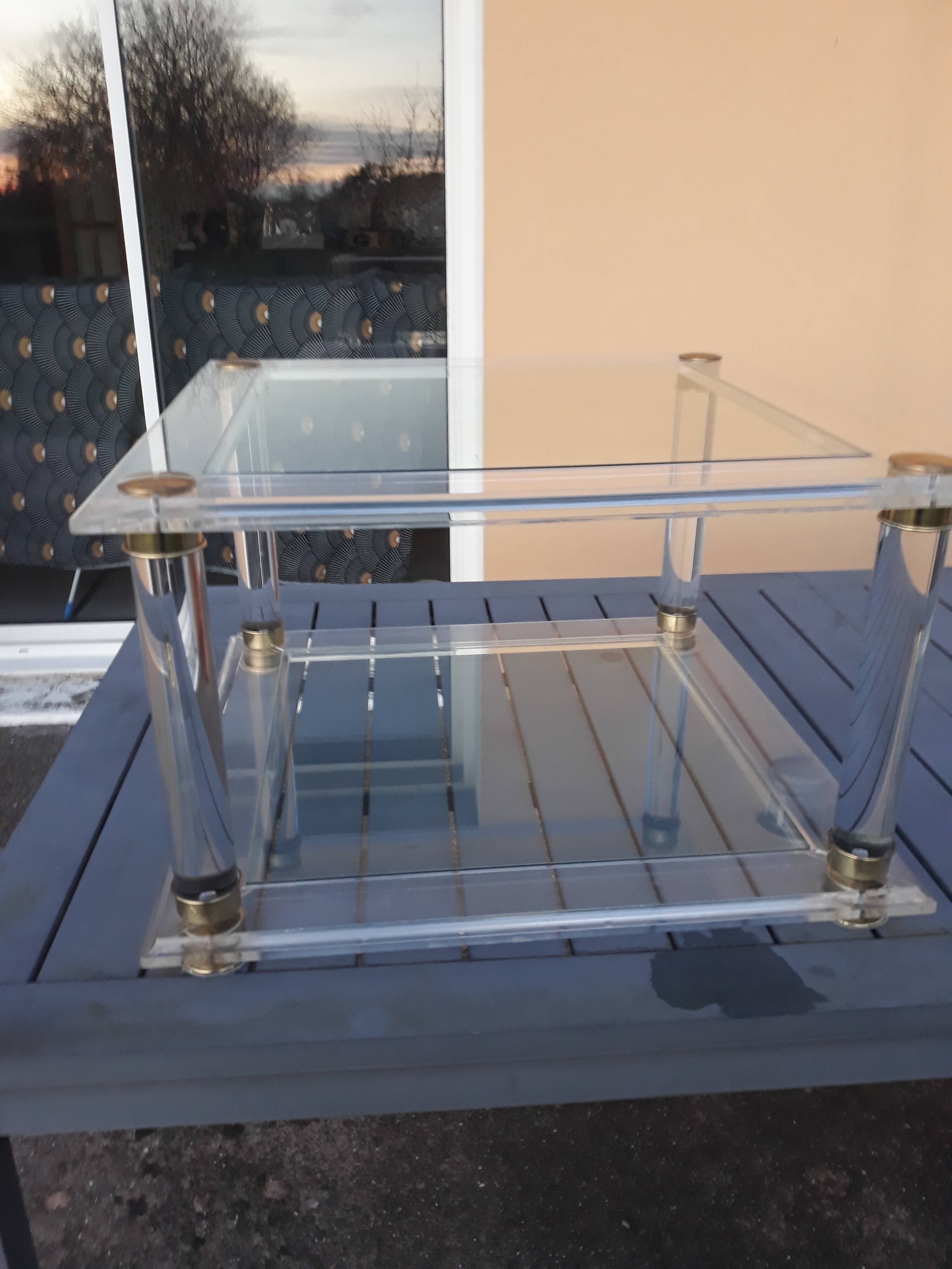 Vintage 1970s design glass and plexiglass coffee table.