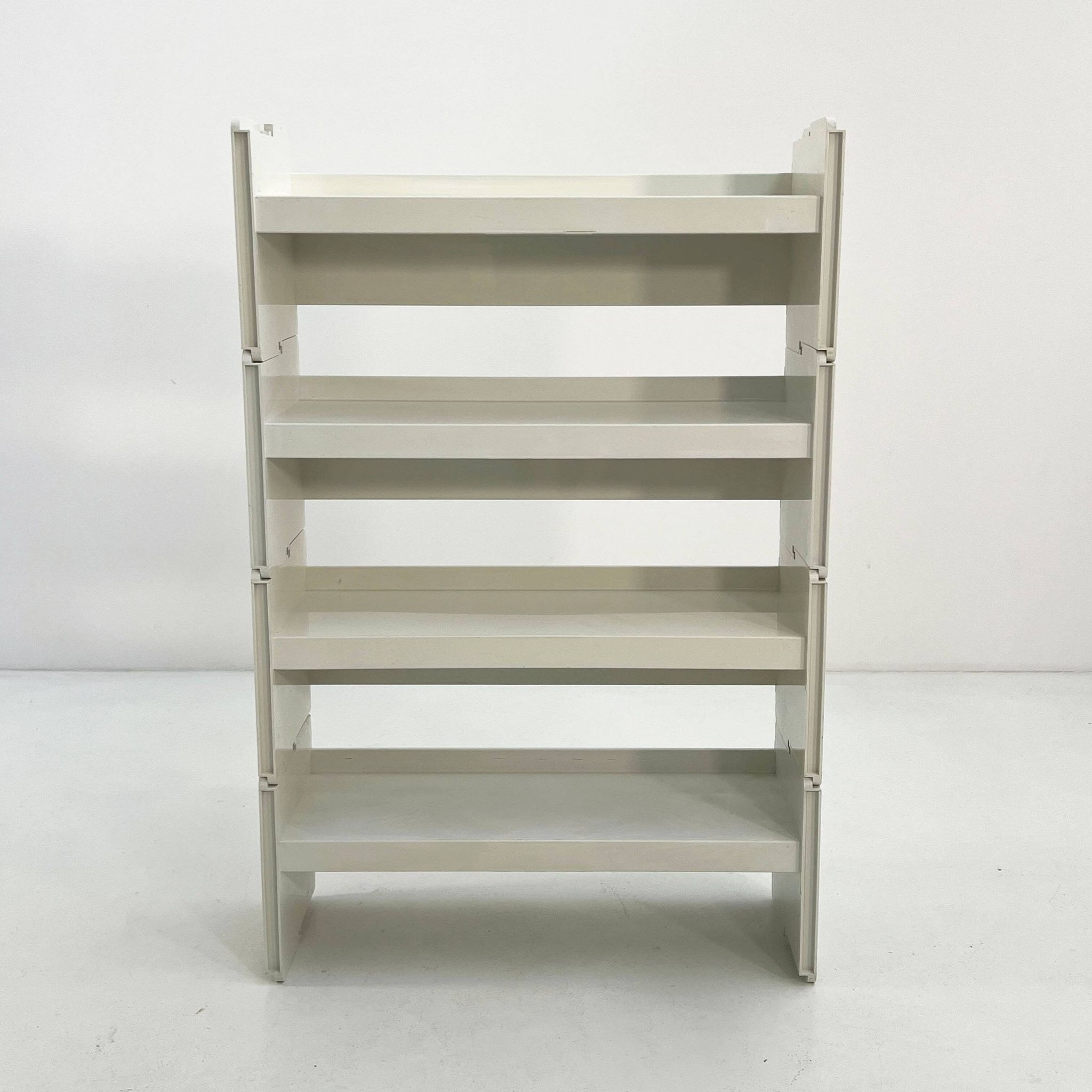 Modular white Jeep shelf by De Pas, D'Urbino & Lomazzi for BBB 1970