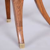 Fauteuil Biedermeier restauré en noyer, Josef Danhauser, Vienne, Autriche, années 1820