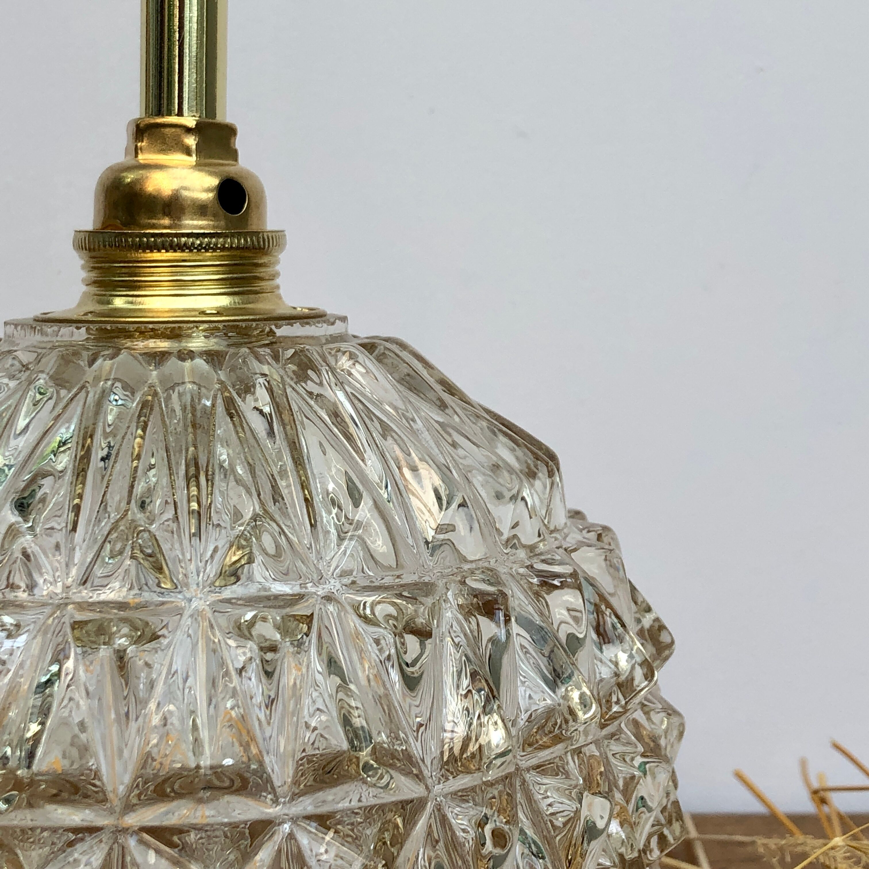 Vintage globe stroller in moulded glass