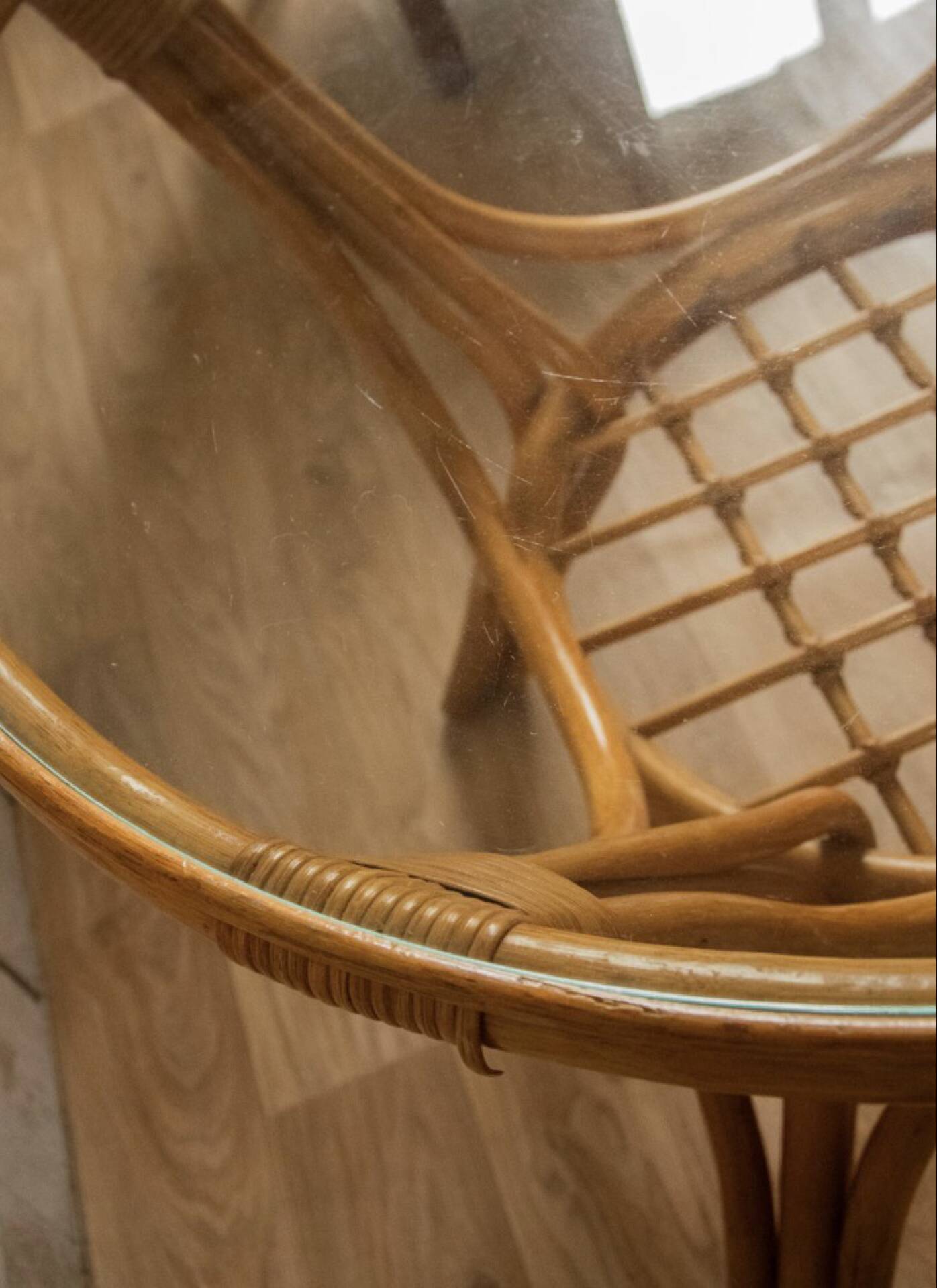 Table en bambou et rotin