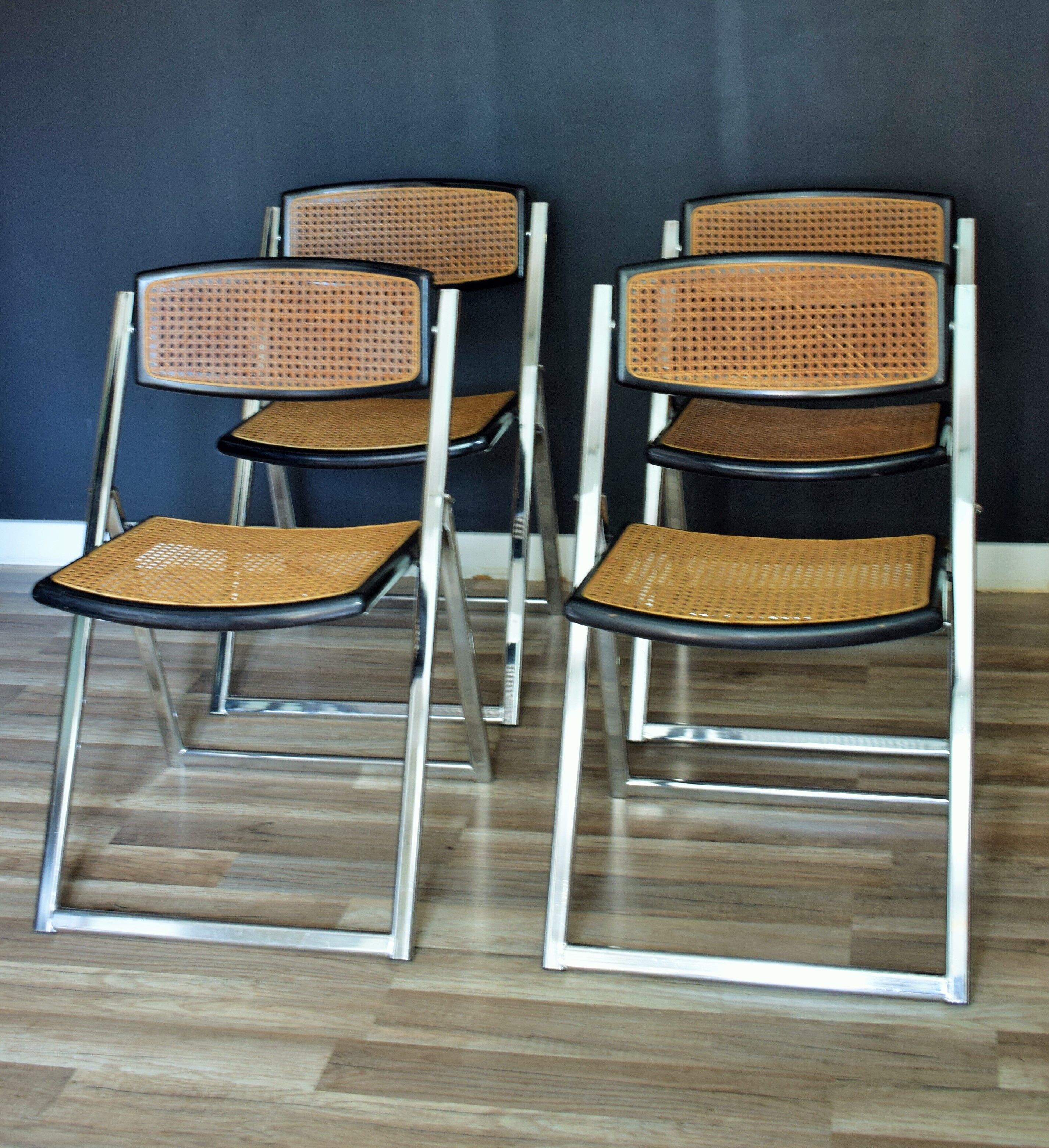 Vintage folding can chairs
