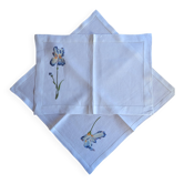 Set et sa serviette assortie motif Iris attribués à D. Porthault
