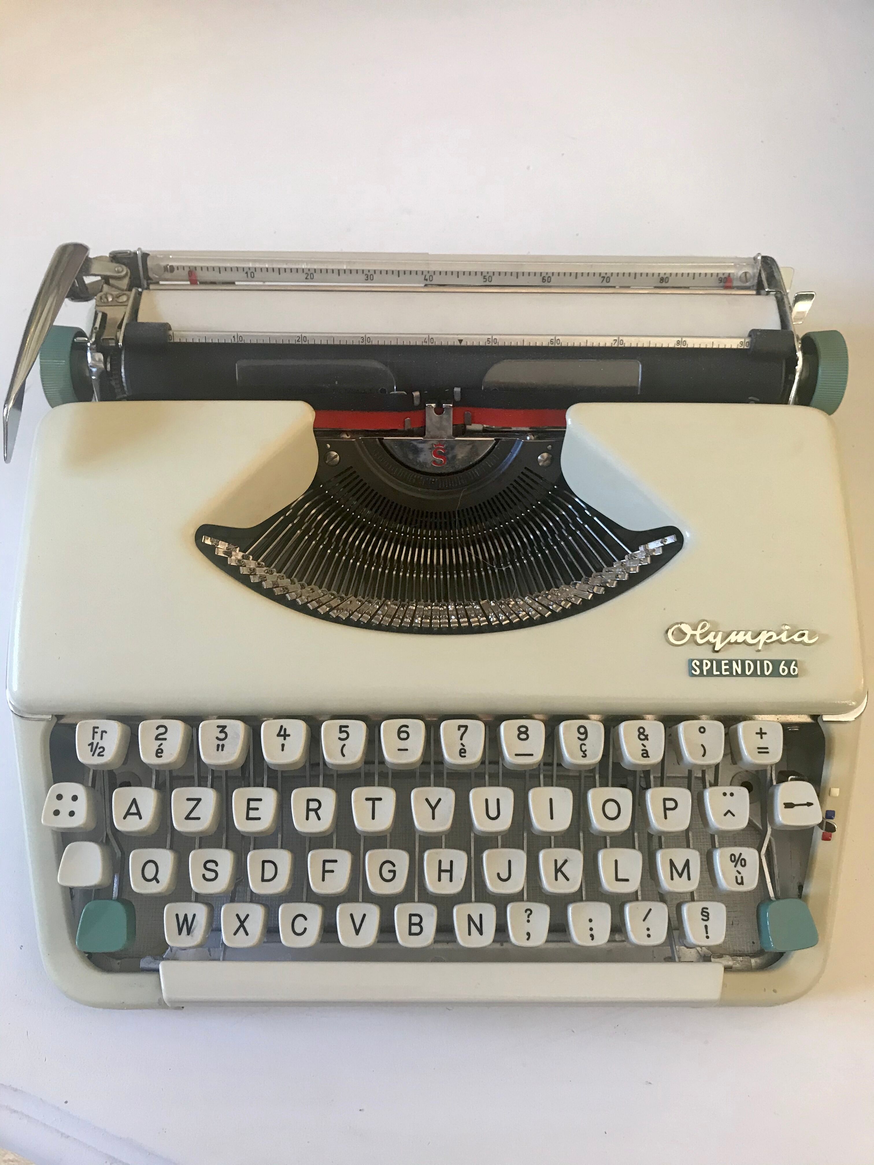 Typewriter Olympia 66
