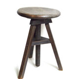 Tabouret tripode à vis réglable