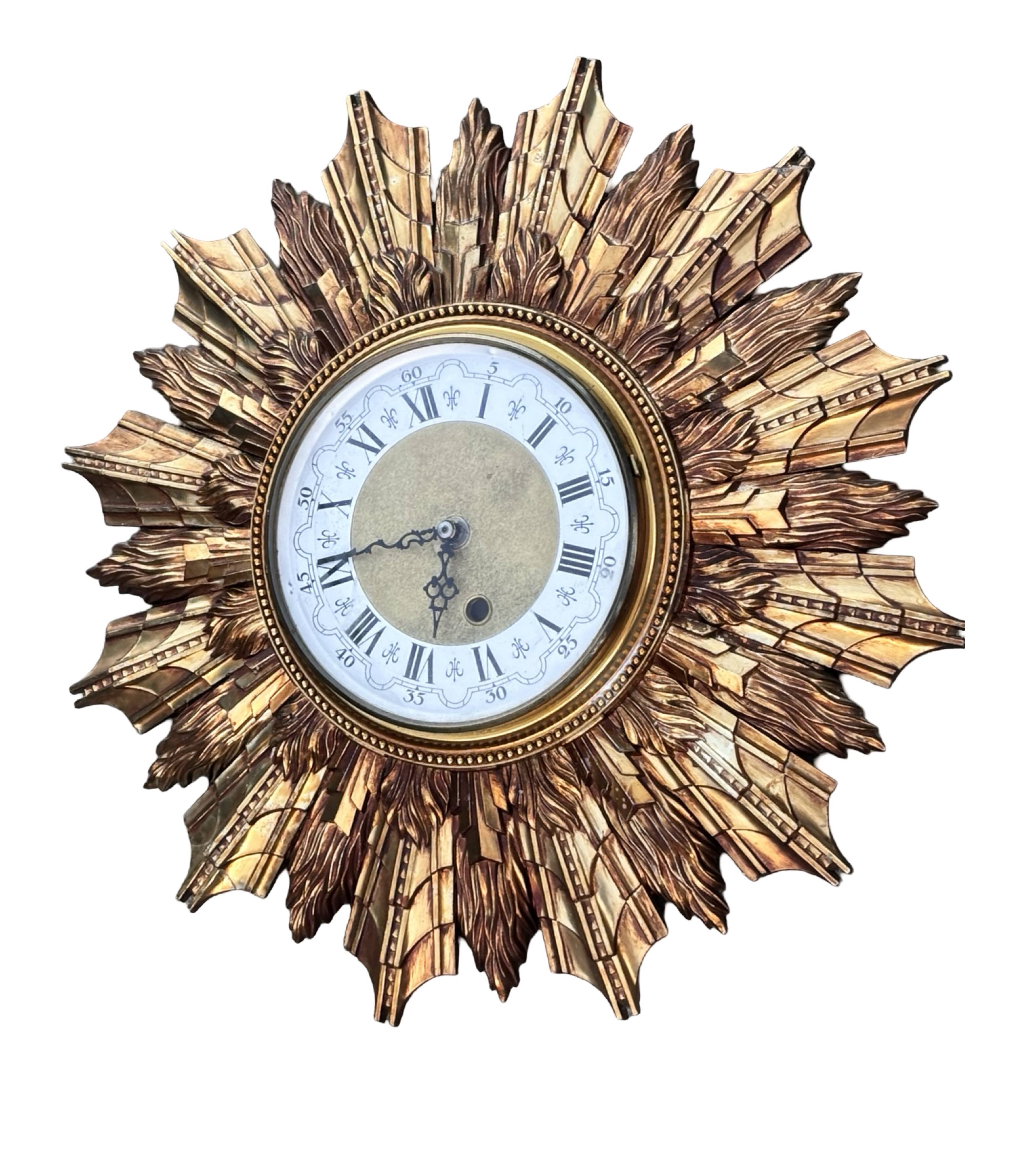 Vintage Hollywood Regency Goldleaf Sunburst Clock