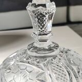 Large Bonbonniere/Drageoir in Bohemian crystal. Frosted floral motifs, diamond tip. Boho chic