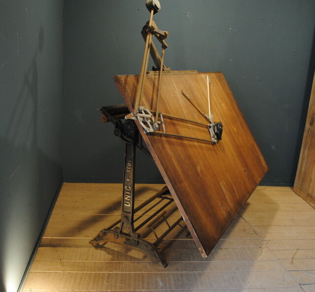 Architect's drawing table