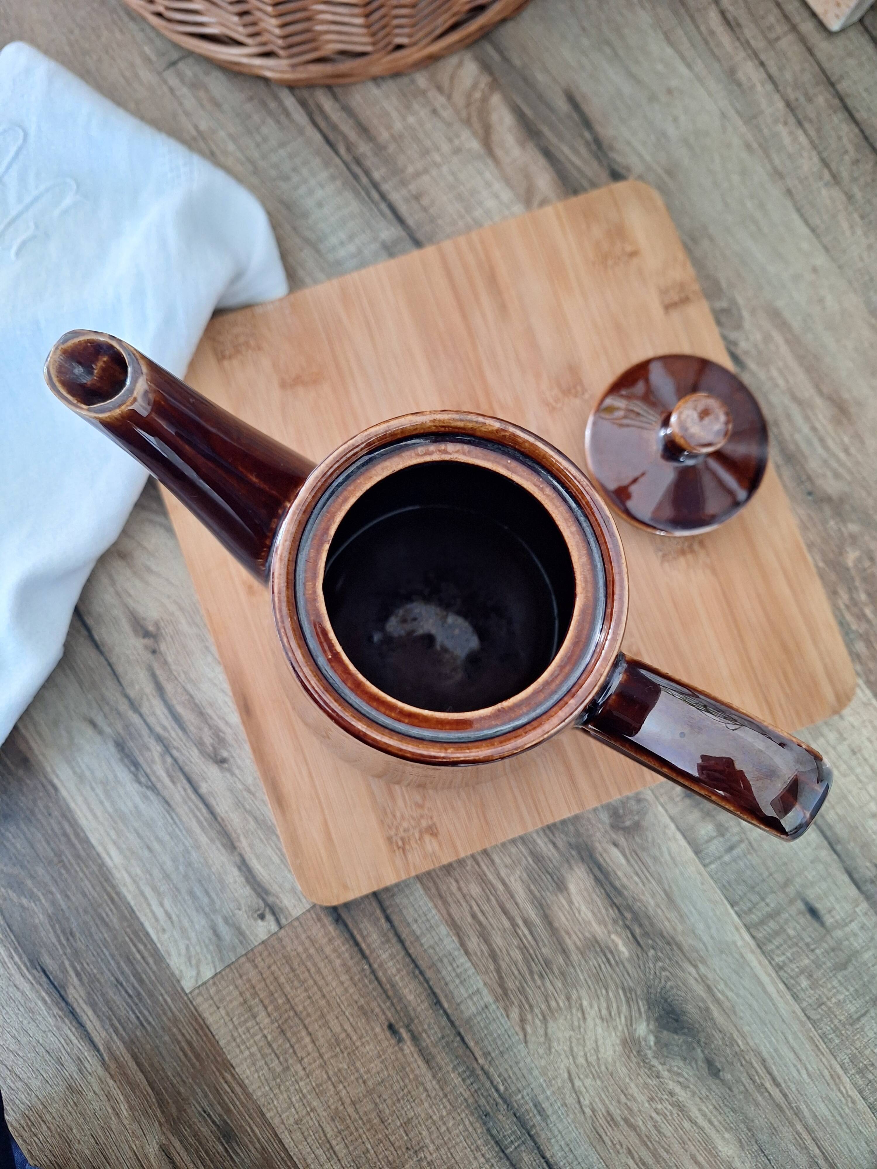 Ceramic teapot / coffee pot