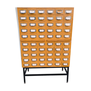 Armoire à tiroirs