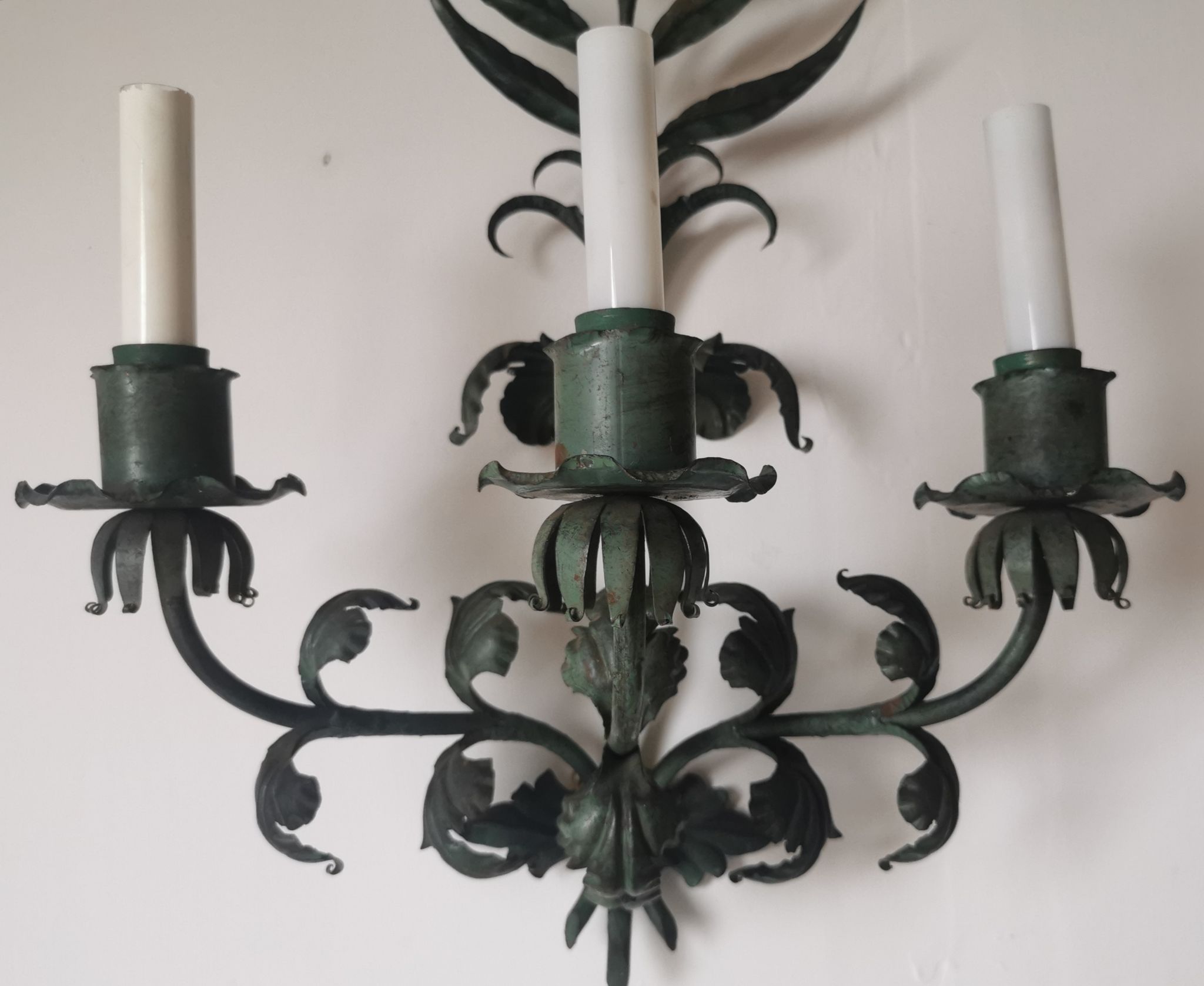 Wall lamp iron and sheet metal