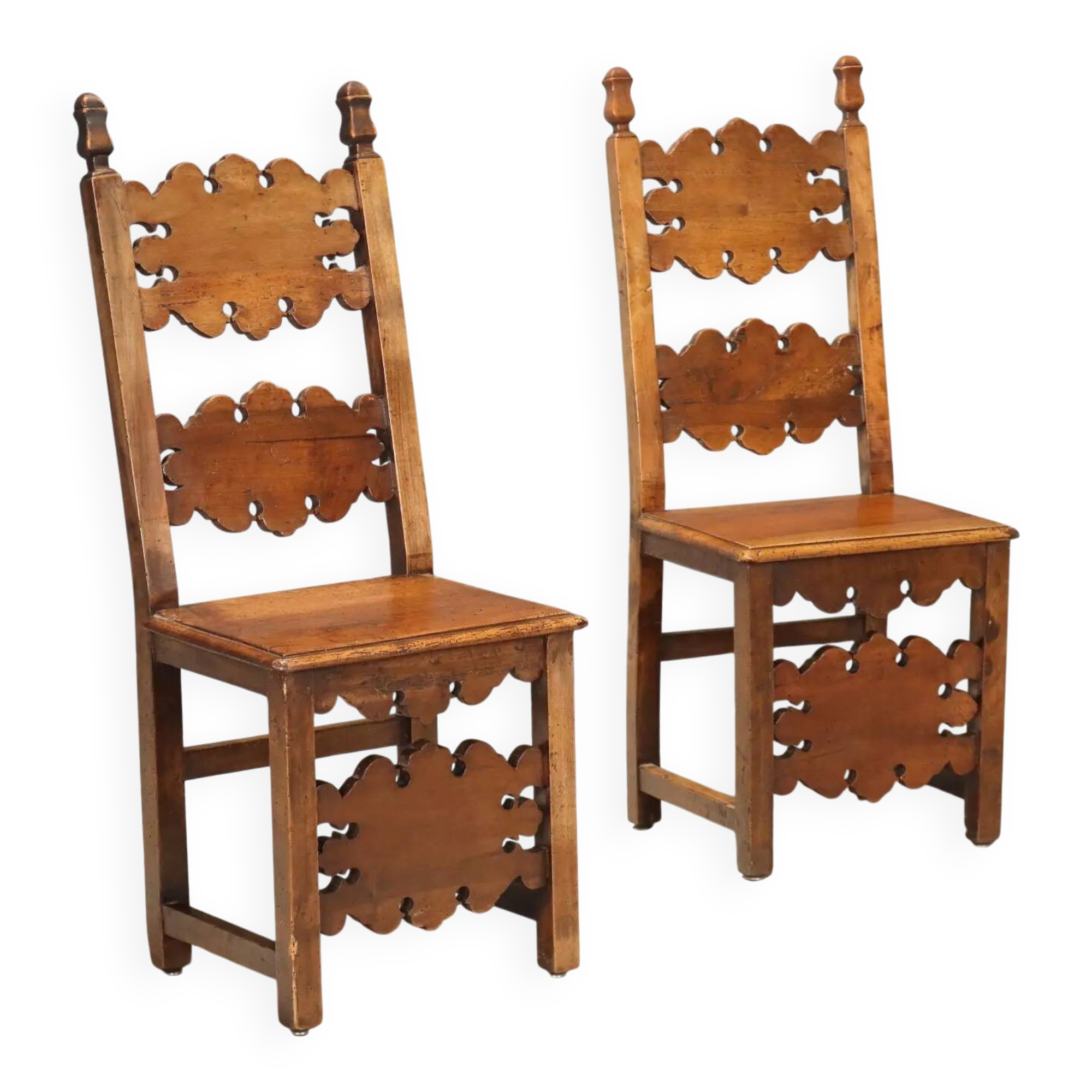 Pair of Baroque chairs in walnut - Italy 18th century