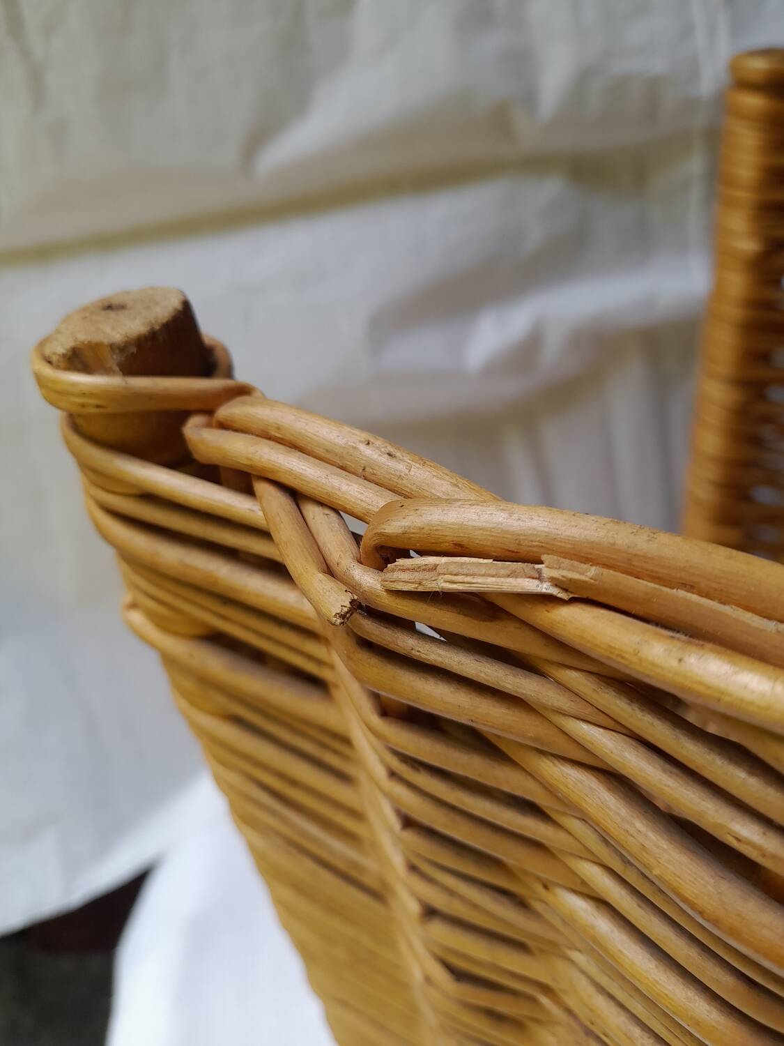 Panier rotin pour bois,niche, couture...