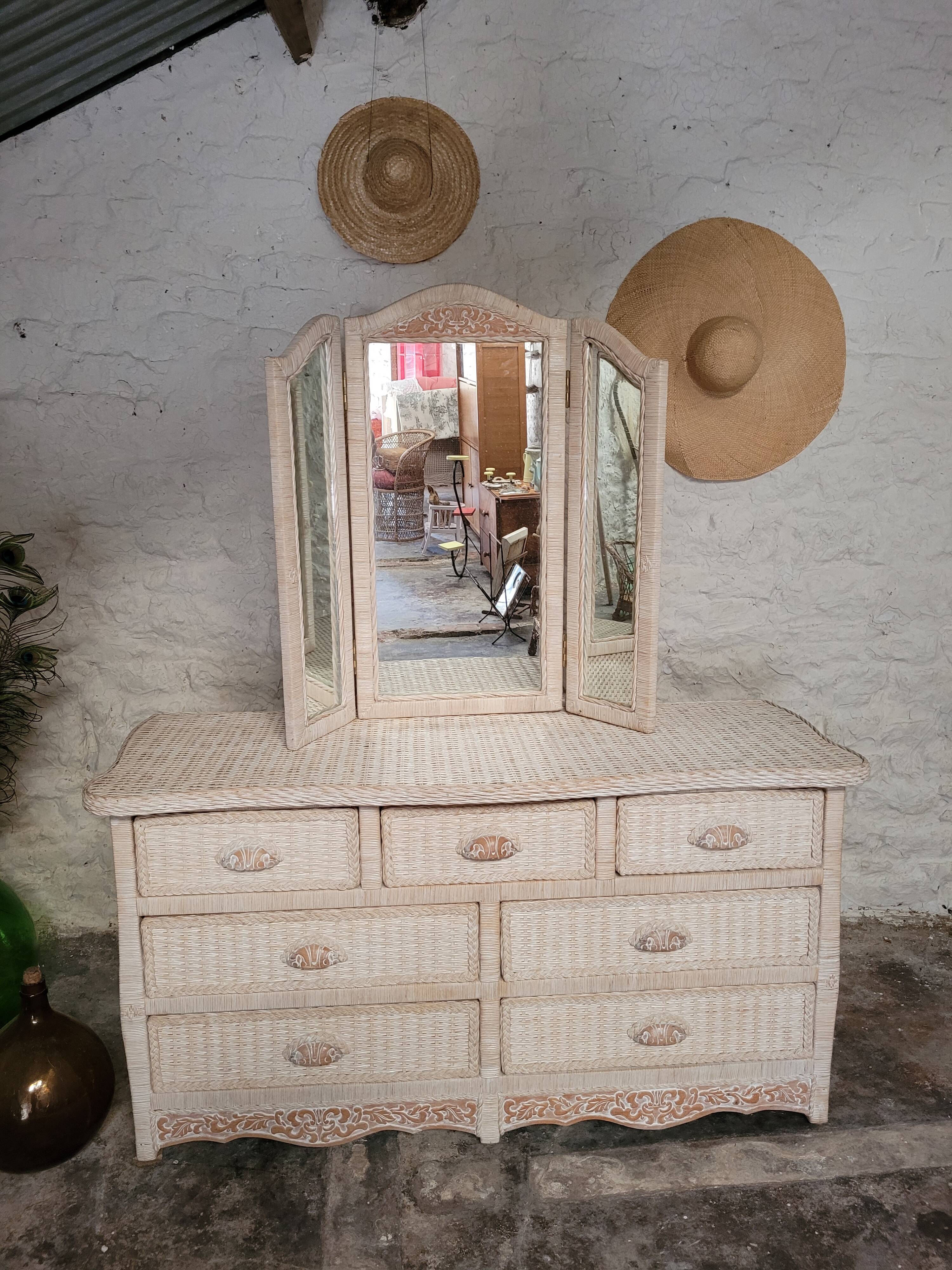 Rattan chest of drawers 80s and its mirror